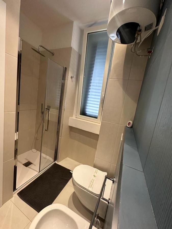 Hotel Di Passaggio à Bari Extérieur photo