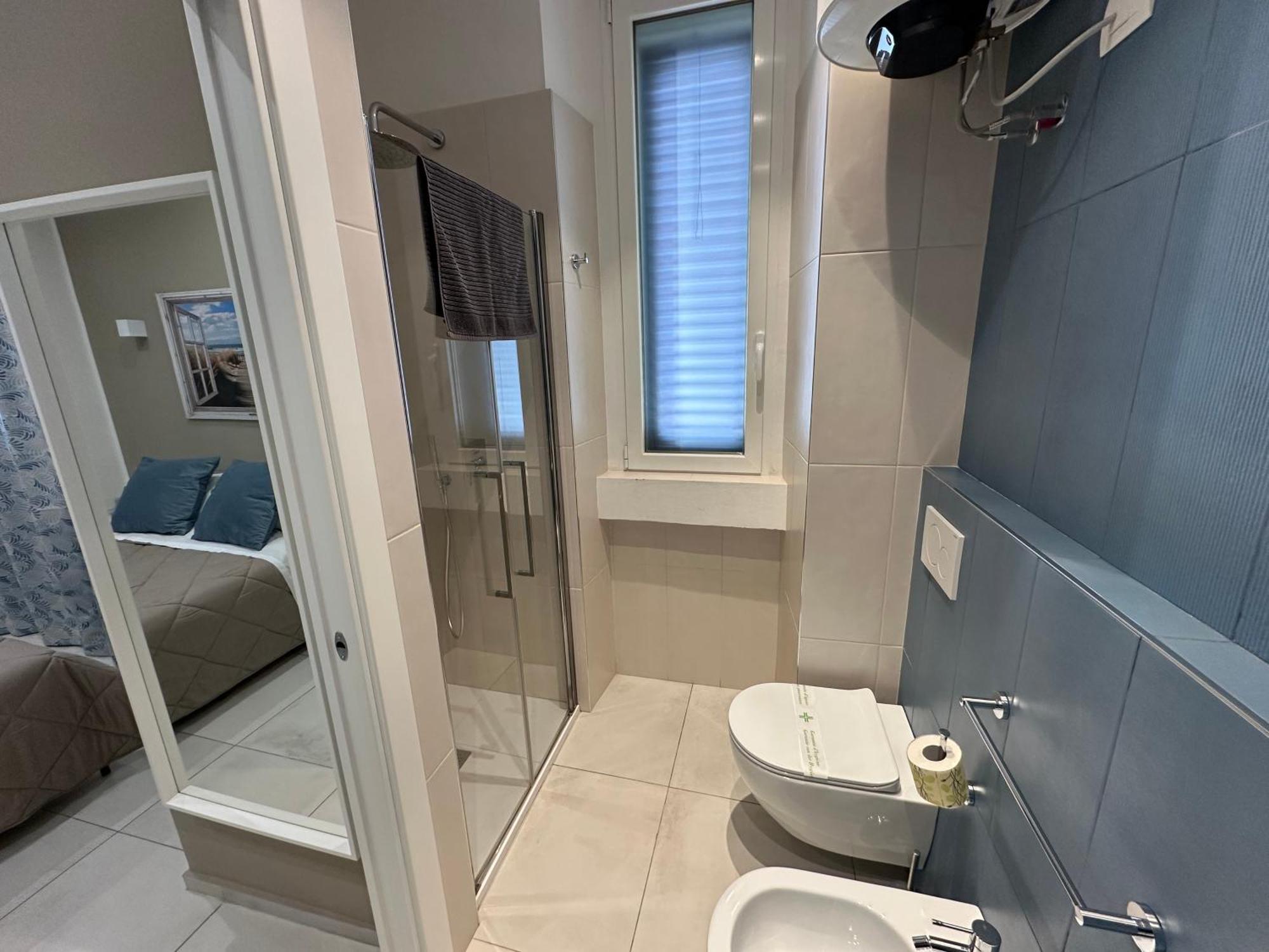 Hotel Di Passaggio à Bari Extérieur photo