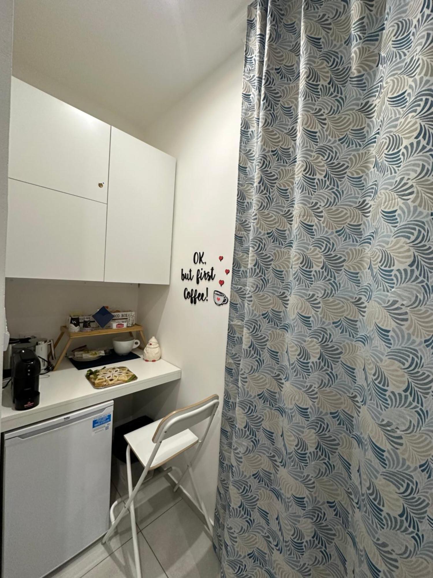 Hotel Di Passaggio à Bari Extérieur photo
